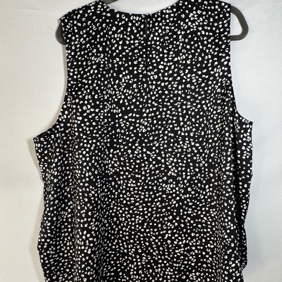 Banana Republic SS Silk Top - NWT Size XXL - Picture 3 of 4